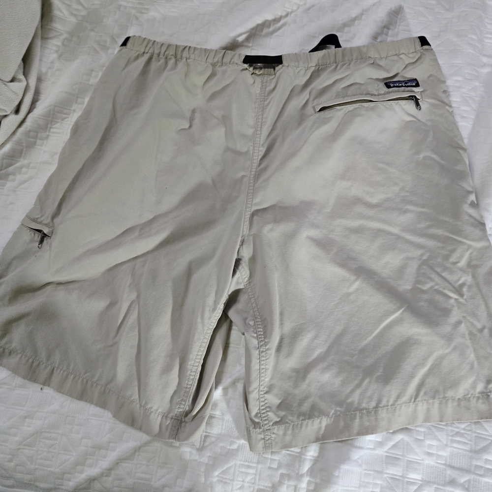 Patagonia Beige Mens Large Hicking Shorts - Picture 2 of 11